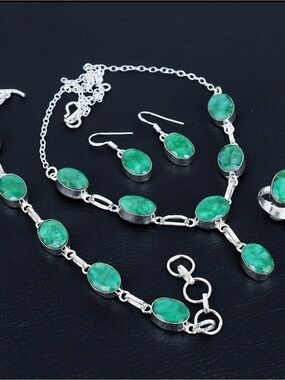 925 Silver Green Emerald Gemstone Jewelry Set - Necklace, Bracelet & Earrings
